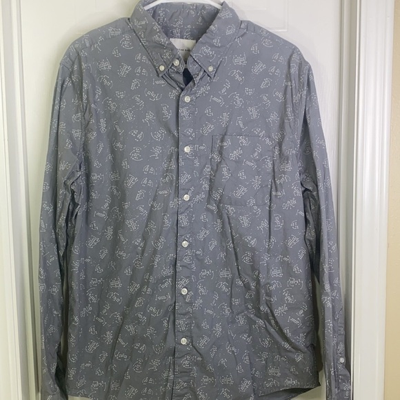 American Eagle - Gray Button Down & White Size L - Picture 2 of 7